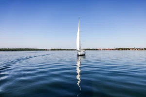 Prezentacja jachtu Legion 360 - zewnątrz