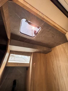 Prezentacja jachtu Legion 360 - wnętrze